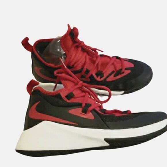 Nike Future Court 2 Red & Black Basketball Kids Sneaker - Picture 2 of 9